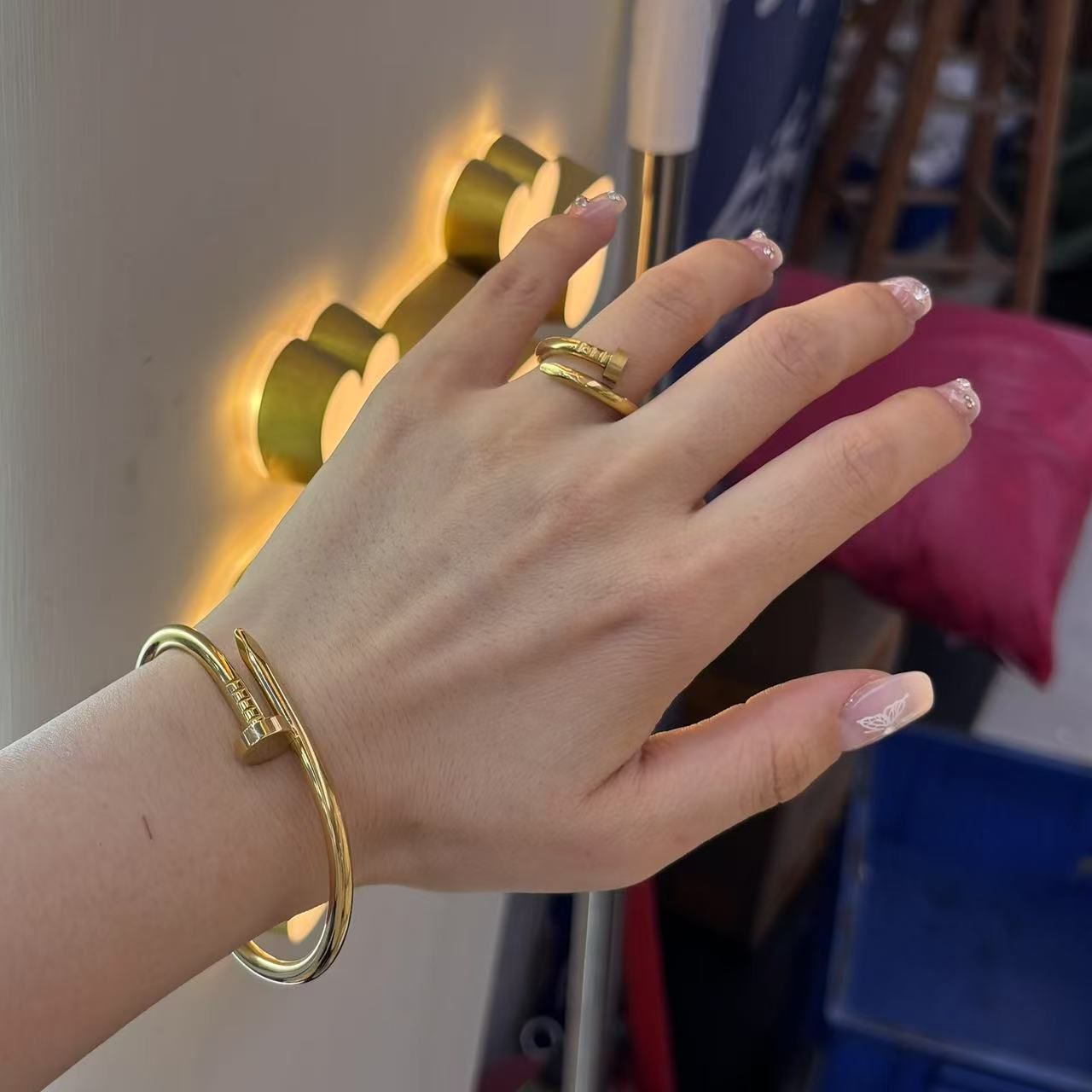 shopno jewellery Nail Bangle – Bold Gold Cuff